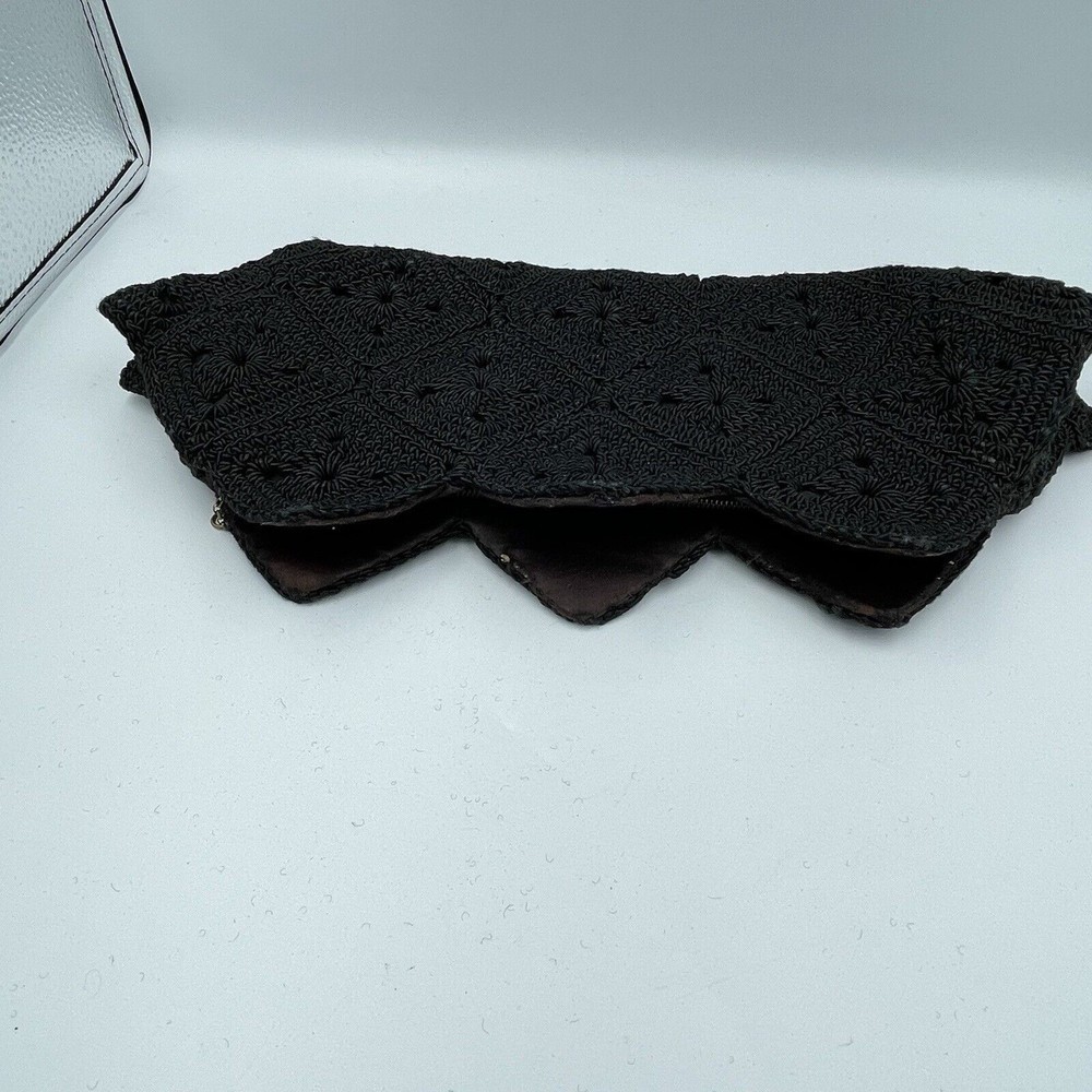 1940s Vintage Black Crochet Corde Shell Shape Clutch Women Bag - Picture 6 of 16